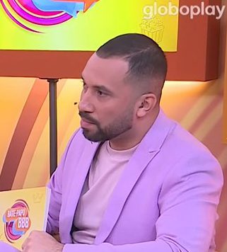 OsupremoKaio's tweet photo. Eles merecem um adicional DE INSALUBRIDADE PELO BATE PAPO DE HOJE #BBB26 #BatepapoBBB https://t.co/VVnrE74qs0