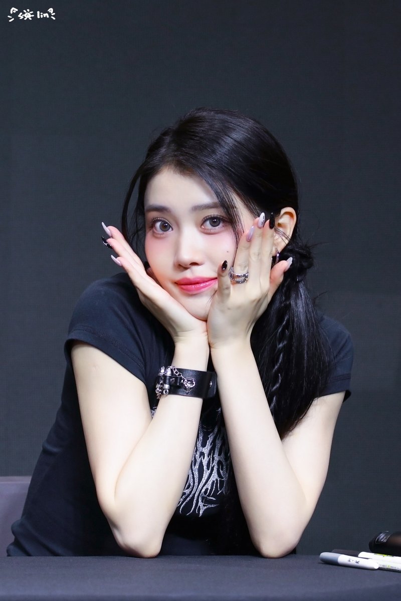 𝘀𝗼𝗹𝗶𝗻 tweet media