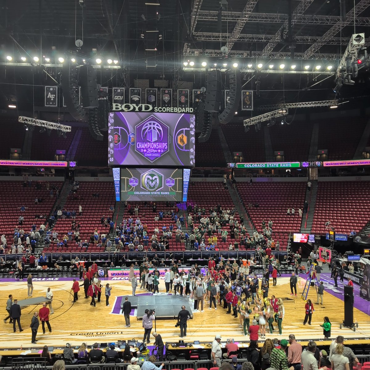 Mark Wolfe tweet media