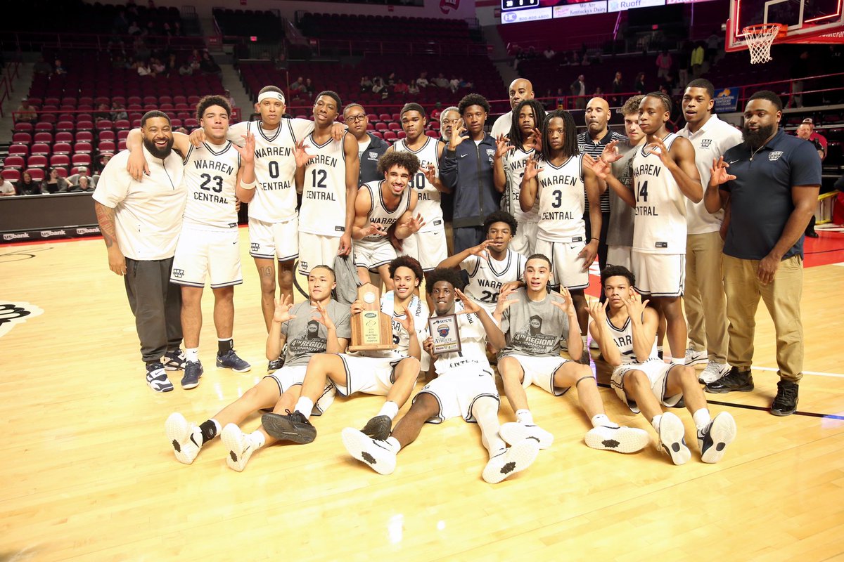 sportingtimes's tweet photo. Congratulations to the 2026 boys  4th Region  Champions the Warren Central Dragons. Photo by ST’s Marlow Hazard. https://t.co/Q3elgg1riV