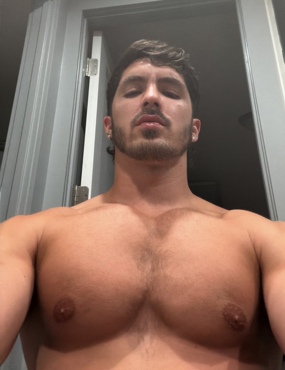 TheEscobar tweet media