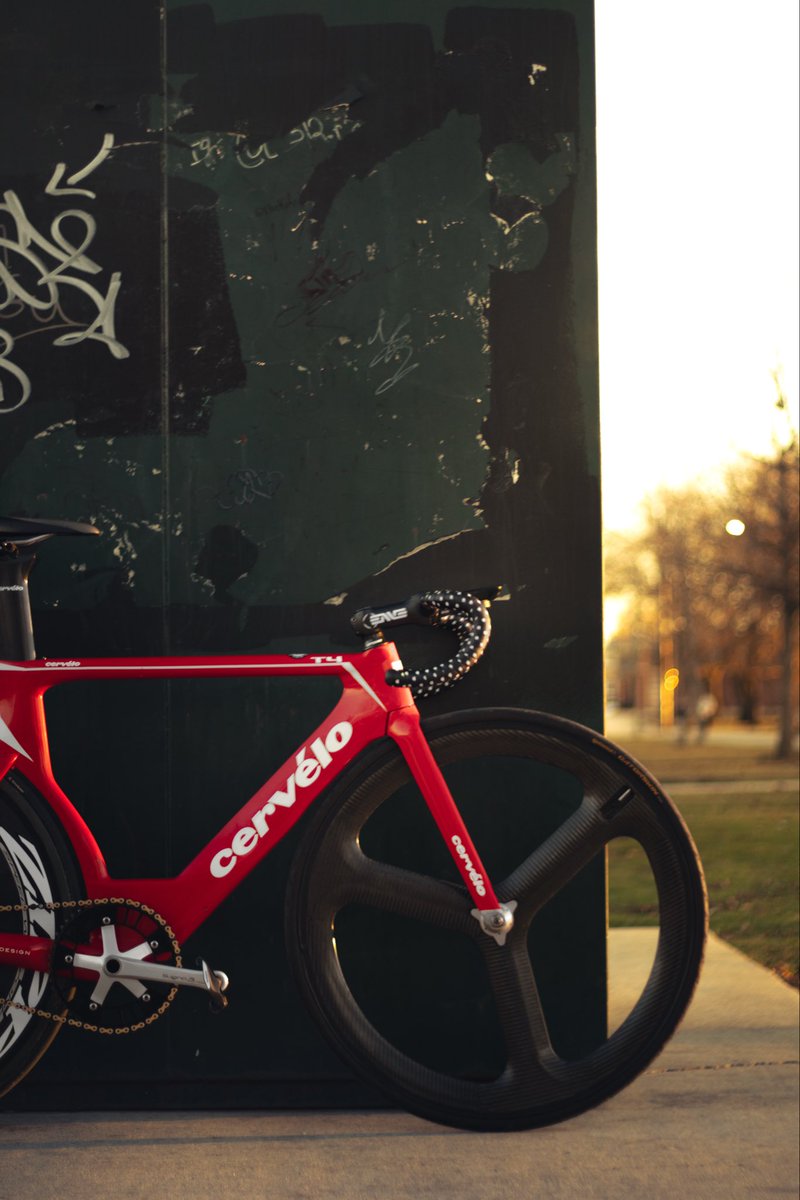 GreyWestfCHI's tweet image. My t4 hitting the streets 

#fixedgear #trackbike #cervelo #cycling #yn #fixie