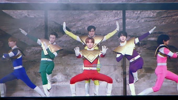 SJ_DON_1015's tweet photo. ※全て同じグループの方々です💙

 #SUPERJUNIOR https://t.co/yQQawrCGRO