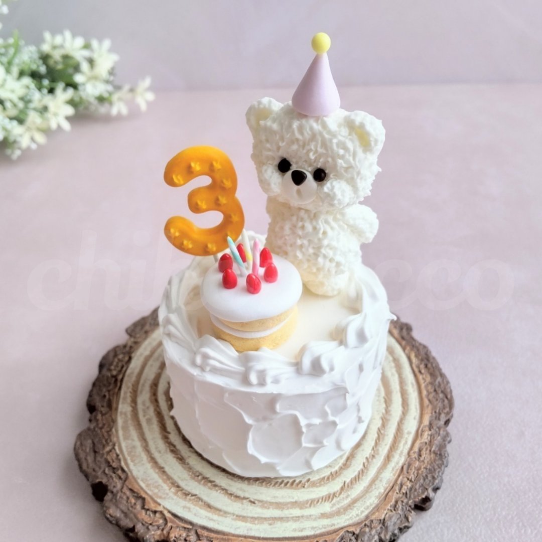 chikomicco's tweet photo. ミニクレイケーキ＊3歳🕯️🕯️🕯️バースデーケーキ♪
お子さまお孫さまの成長を祝福し、幸せを願うアニバーサリーギフトにぜひ🎂パーティーや記念撮影のお供にも🩷

minne: https://t.co/4KUsvmXuRk
creema: https://t.co/HWwWkaTOsK
#ハンドメイド #クレイアート #handmade #claycake #3歳 #バースデー https://t.co/mHB63weneM