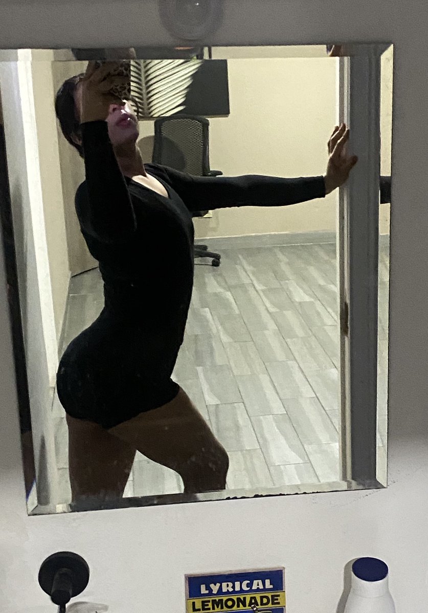 babypandita🐼 tweet media