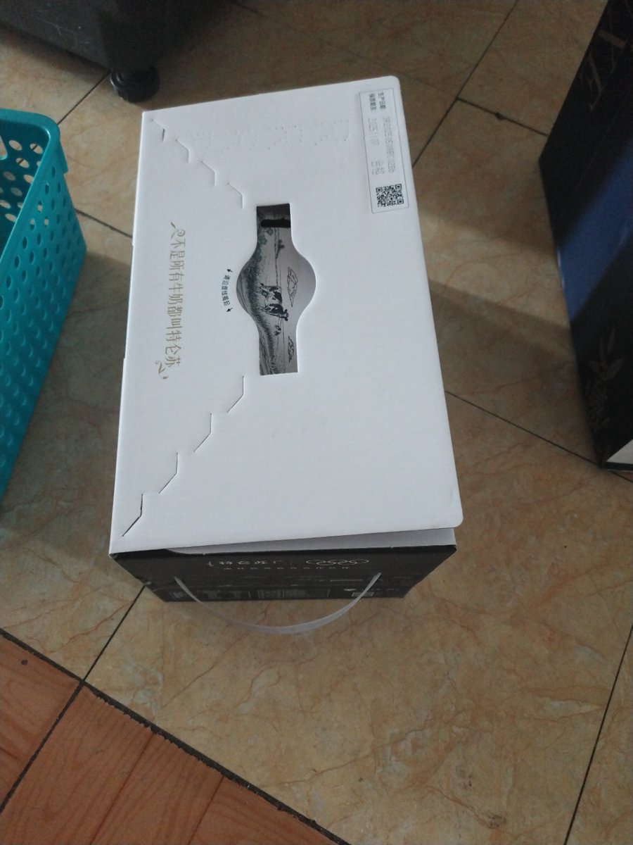 Dernaldsat43433's tweet image. "Sort old stuff: Keep joy, donate need, recycle rest. Clutter gone, calm won  #DeclutterWithPurpose"