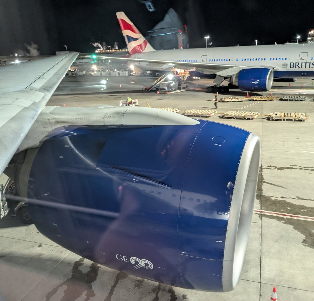 Speedbird Julie ✈️🍾🥂❤️⛸️ tweet media