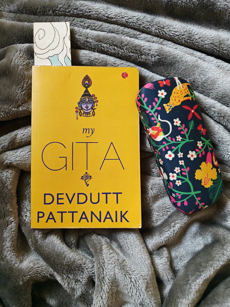 ps0601's tweet photo. Sometimes, the morning ritual begins with reading. 💛
.
.
#bookworm #reading #bookreader https://t.co/SEmIOAYLQp