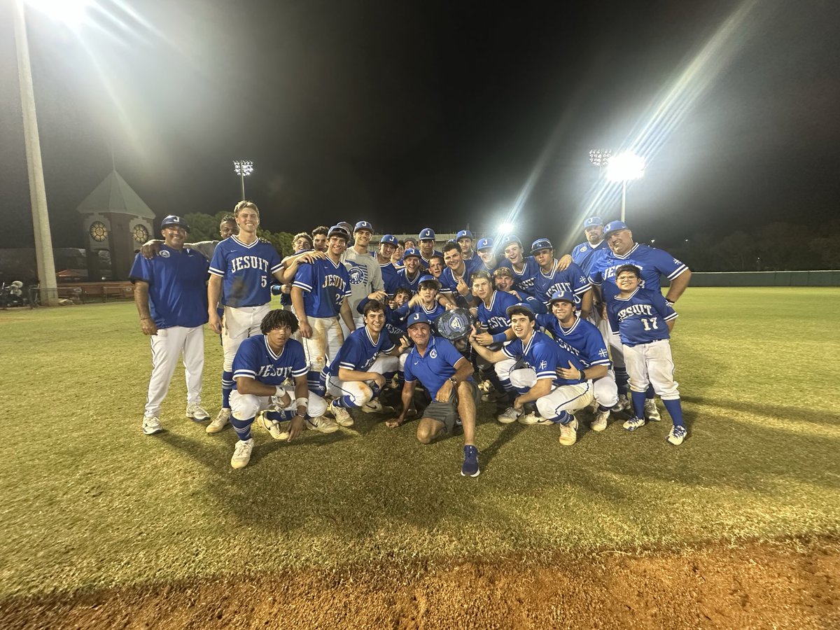 JesuitBaseball's tweet photo. Win #9 was an exciting one. Wasn’t pretty, but found a way! Liam Amoriello with the win on the mound and Griffin Boesen with the walk off single. Total team effort to get the job done! #Passion #DYJ #CDDET #AMDG https://t.co/EmkaGb1U5N