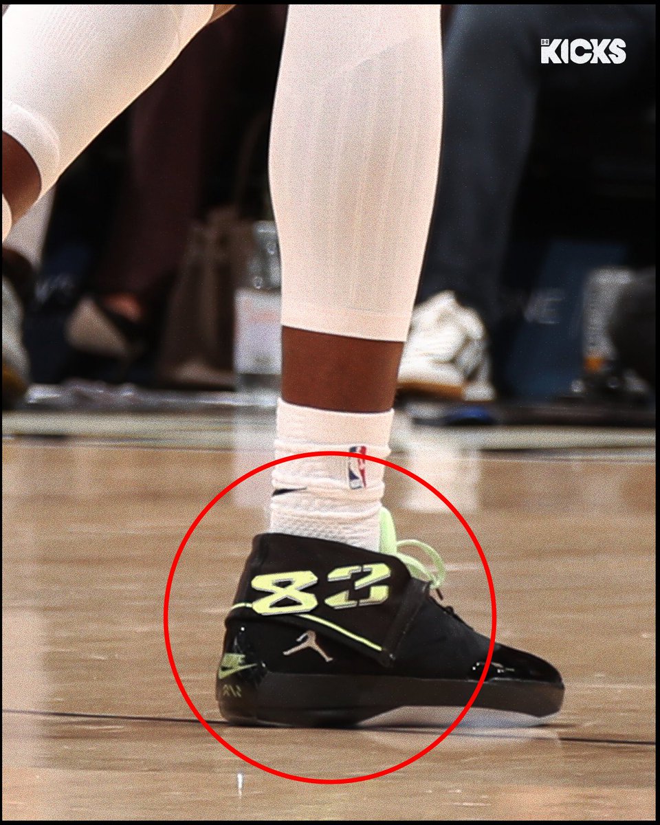 B/R Kicks tweet media