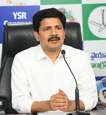AndhraNexus's tweet photo. PIL filed against Google Data Centre in Vizag

Tirupati MP Maddila Gurumoorthy has filed a PIL in the AP High Court challenging the land allotment for the proposed Google Data Centre in Visakhapatnam.

At a time when AP is trying to attract global tech investments and create jobs, opposing such projects raises serious questions, do some leaders really not want development and investments in the state? 🤔