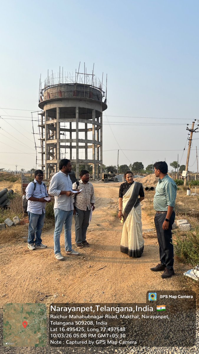 CommisionerMak1's tweet photo. Inspection of activities De-siltation of drains,cleaning of public places,DRCC&amp; Composting)&amp;Ongoing Works by Smt.Mamatha JD O/OCDMA in Makthal ULB
#PrajaPalanaPragatiPranalika99daysactionplan #swachhsurvekshan2025 #TelanganaRising2047
@cdmatelangana
@TelanganaCMO
@collector_nrpt https://t.co/K6PAIkZccM