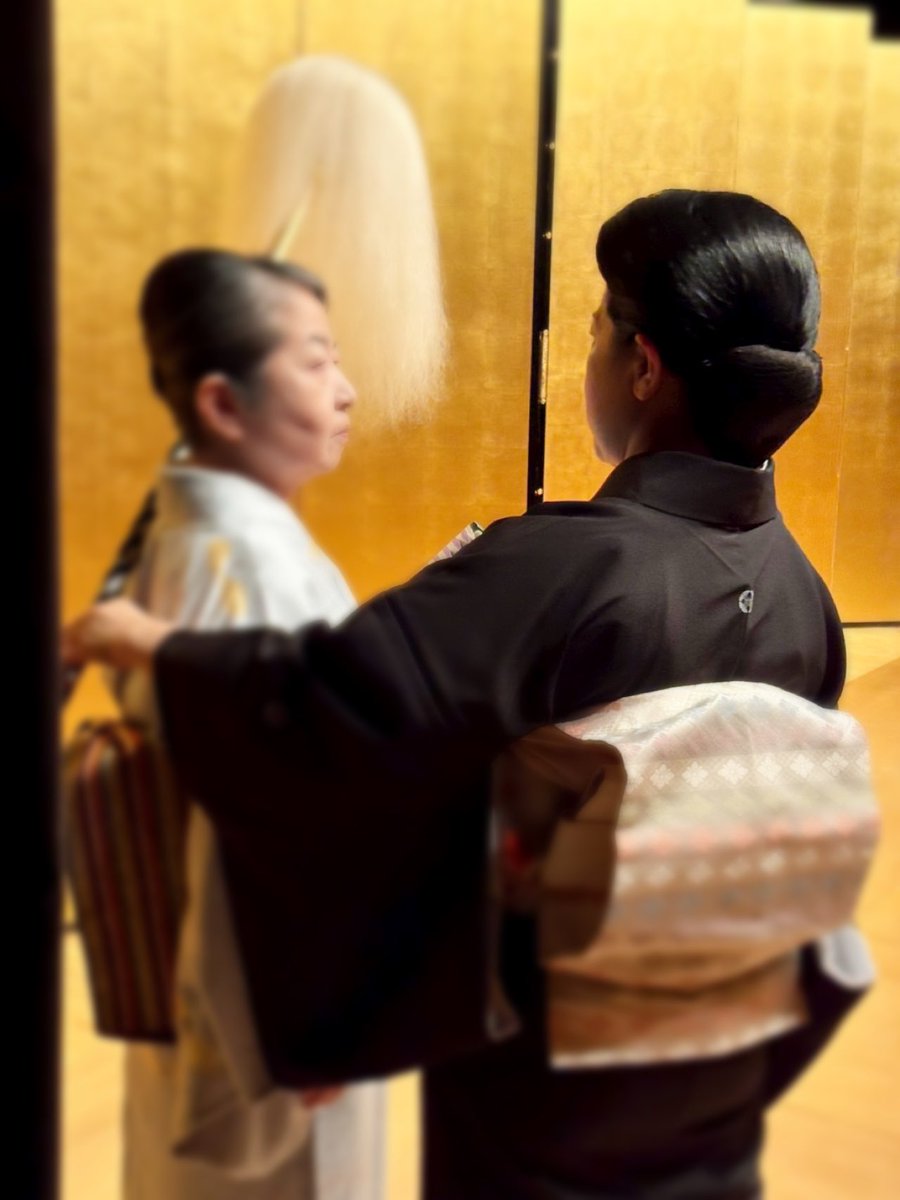 3月7日、第8回すずの会、無事に幕を降ろしました。 お弟子さんたちが「楽しかった!」と舞台から戻ってきてくれて、感無量です これまで支えて ...