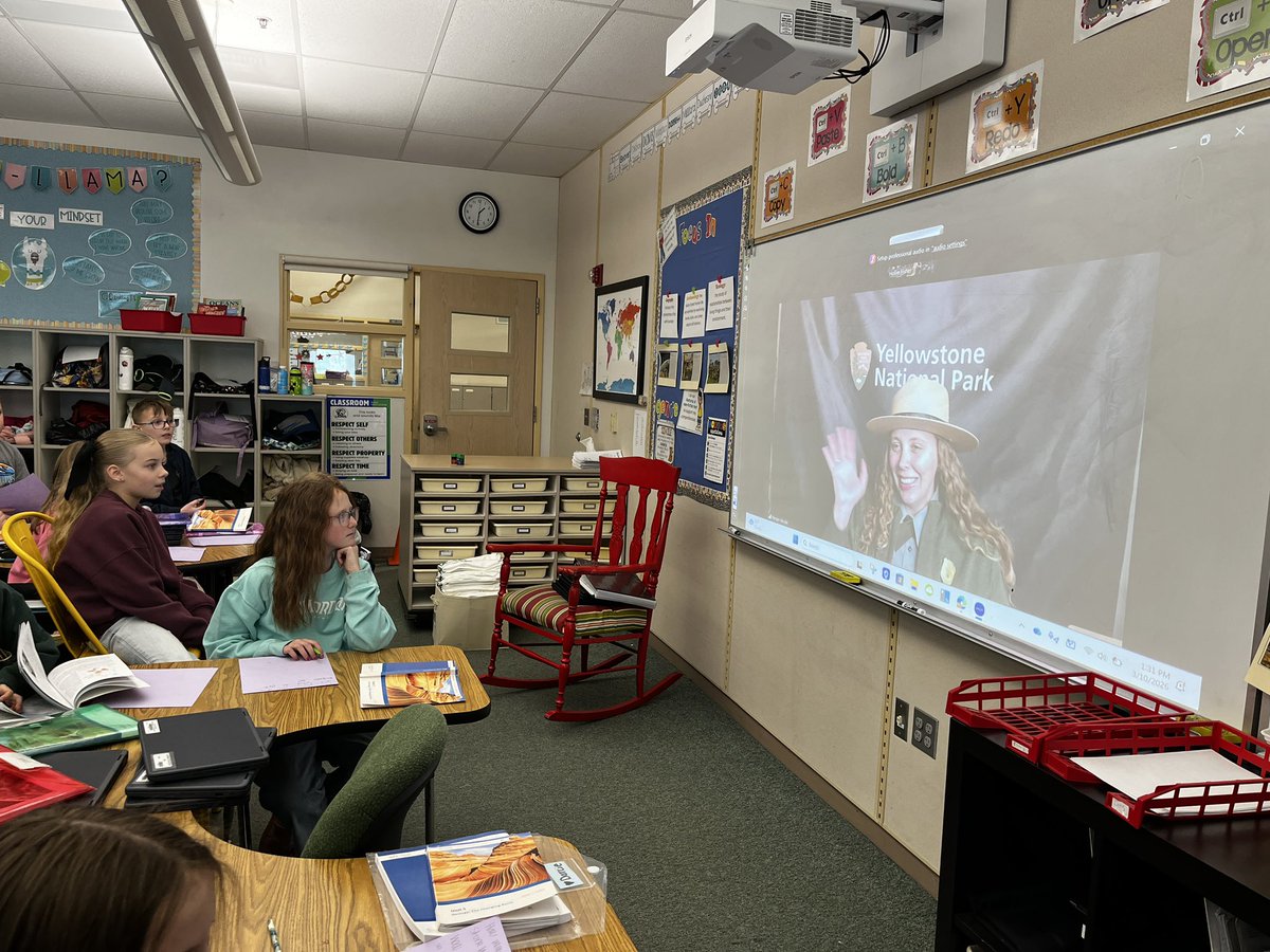 Hollie Fisher tweet media