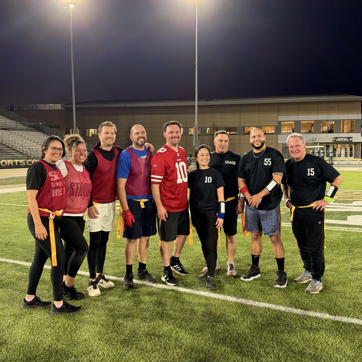 SenDaveCortese's tweet image. Our team won tonight's Inaugural Legislative Flag Football Game Tournament at Sacramento State University!  

Thank you Assemblymember Steve Bennett for bringing us together in friendly and active bipartisan competition. 

@asmstevebennett 
#Touchdown🏈