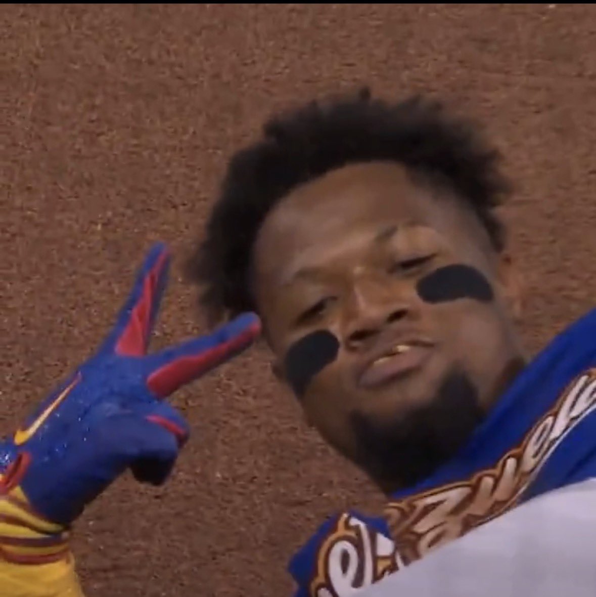 HenryD41's tweet photo. @WBCBaseball I'll take two https://t.co/fpk4XjAXOU