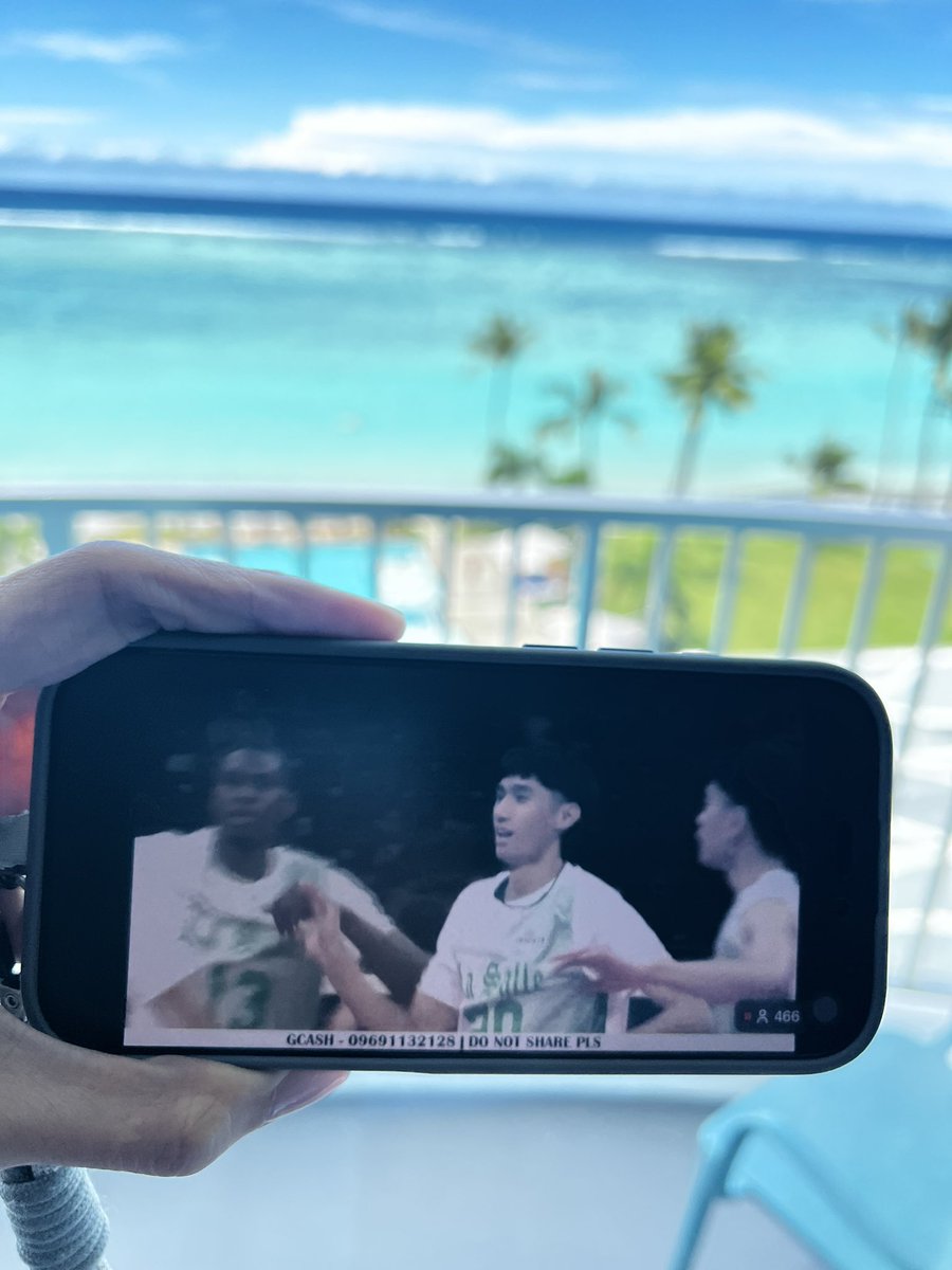 Mitch tweet media