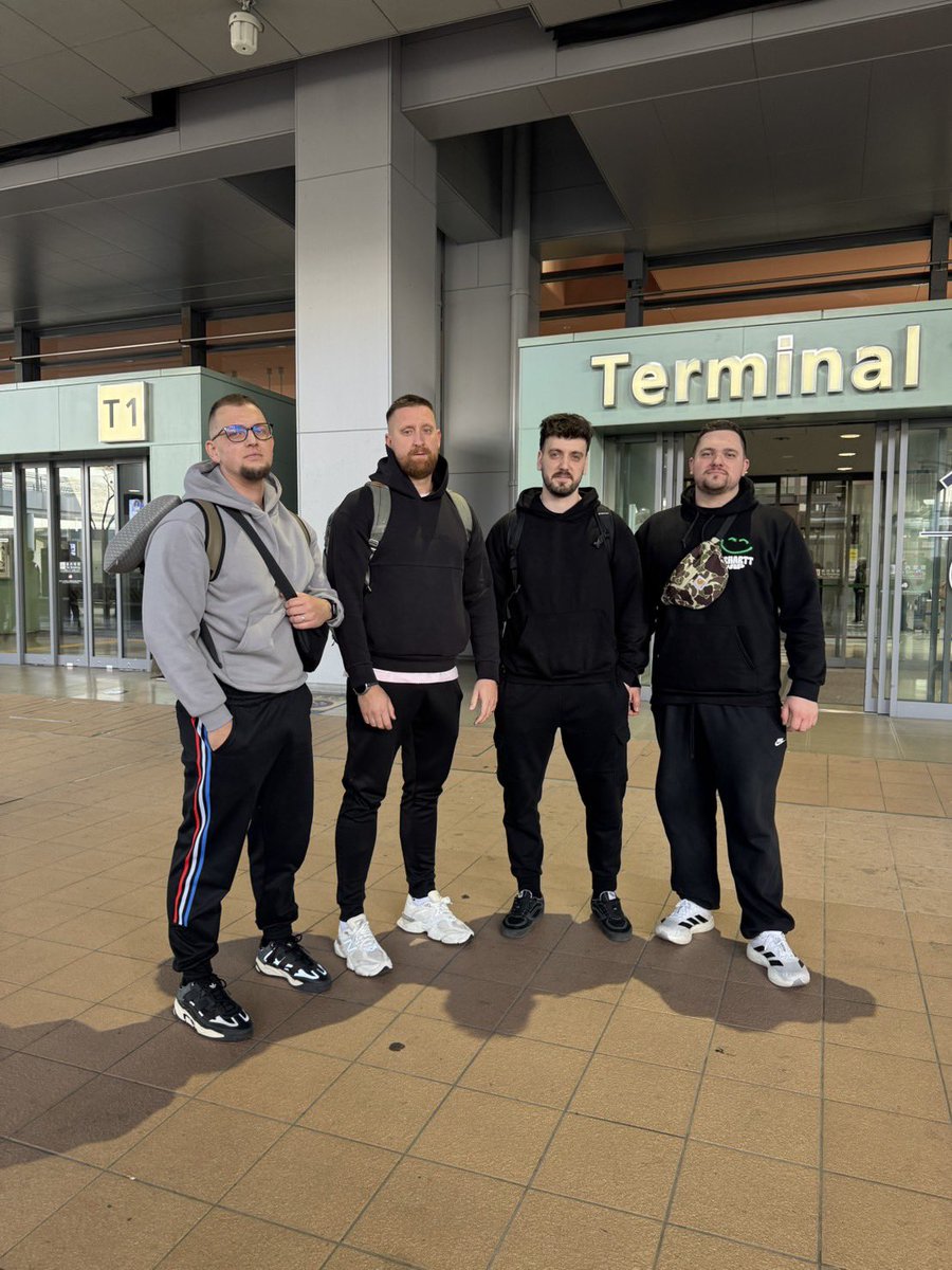 evpro666's tweet photo. 【EVP4U】
本日から始まる「Born of Osiris」ジャパンツアー！

こちらの3/14(土)大阪、3/15(日)東京に参加するスロバキアのデスコア「Stercore」も、ちょっと早いですが到着しました！

これで本ツアーに参加する海外勢は全バンド無事に日本入りを果たした状況です。
各公演をお楽しみに！

なお、本ツアーは全日程完売となっており、各会場にて、当日券を若干枚数、開場と同時の並んだ順に販売予定です。

また、本ツアーにおきましては、混雑状況やセキュリティ人員の関係もあり、クラウドサーフ、ステージダイブ等の危険行為は禁止とさせて頂きます。予めご了承ください。

どうぞ宜しくお願いします。