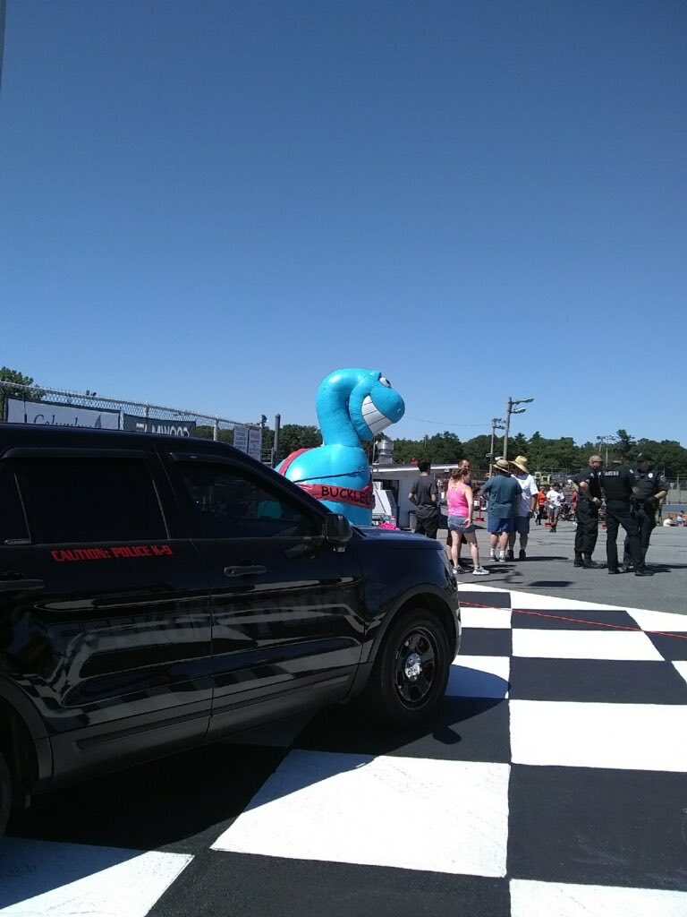 JimWeicherding's tweet photo. Buckleupallofus Giant Balloon Showcase Attractions coming to New England &amp; New York Race Tracks &amp; DragWays starting in May. I Pass Out 1,000’s of my Child Passenger Safety Coloring CARtoons, Stickers &amp; Fridge Magnets to Kids &amp; Families Hoping to Keep Them Safer in Vehicles. 🇺🇸🇺🇸 https://t.co/G3goz0TJ2V
