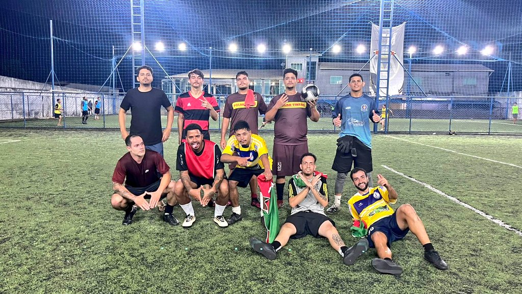 eric_100_k's tweet photo. Como eu sempre digo, como é bom jogar futebol #AvanteKorea https://t.co/Mhpr4h8Aug