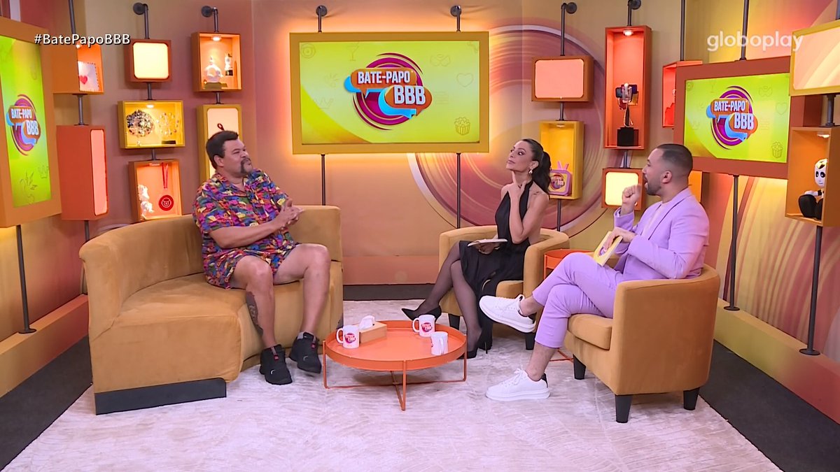 Que entrevista horrível. Babu não aceitou questionamento algum, reafirmou todos os absurdos que disse na casa, negou que tentou cavar a expulsão da Ana Paula e, para culminar, praticamente ignorou a Ceci durante toda a conversa e se dirigiu apenas ao Gil. #BatePapoBBB #BBB26
