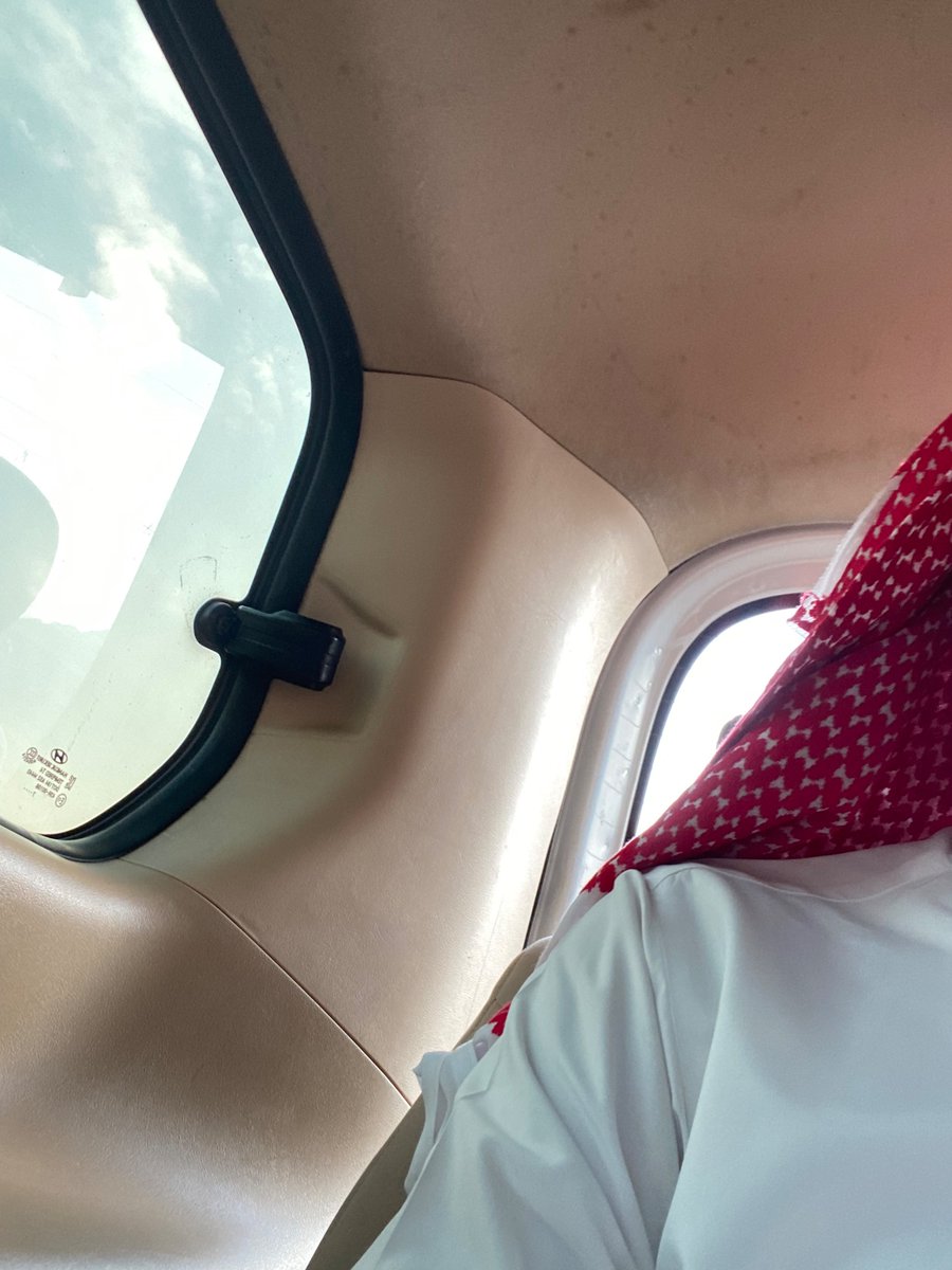 راجع من دفن احد الاقارب
ما ظن هو ولا اهله انه لن يدرك باقي رمضان
لو انه درى كم ختم ختمة وكم مكث في المسجد كم تصدق وكم وكم وكم
والله كفى بالموت واعظًا