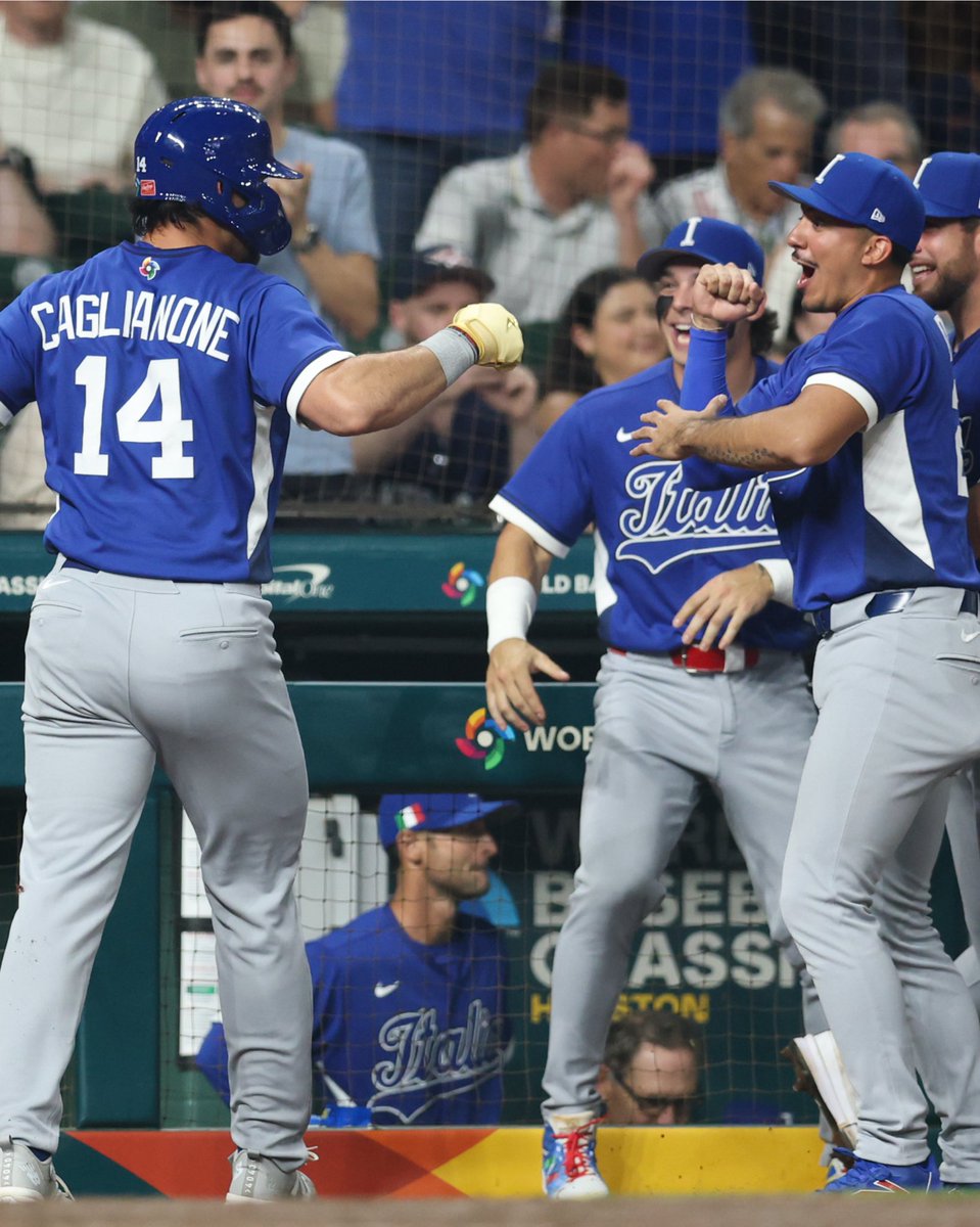 ¡Sorpresa en el #WorldBaseballClassic! 🇮🇹

Italia venció 8-6 a Estados Unidos y se mantiene INVICTA en el torneo.