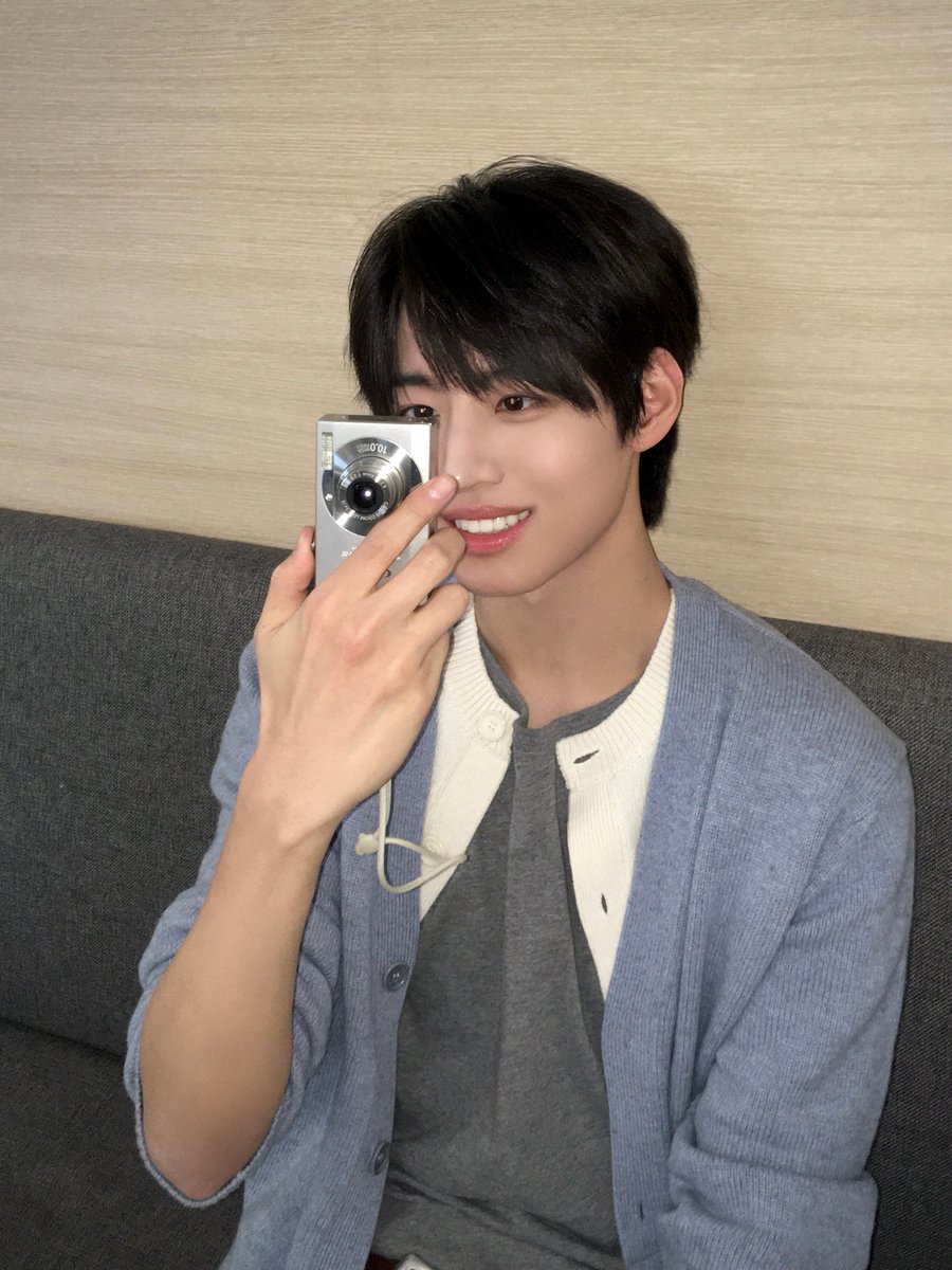 [🌠] #장용훈_DID
인생샷은 나한테 맡겨 📷

#IDID #아이딧 #JANGYONGHOON #장용훈