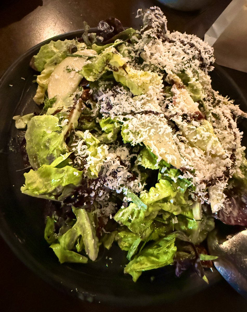 eatinglasvegas's tweet photo. No. 66: Super salads, pizza, porchetta, and…wait for it…chicken Parm 😱 at #ESTHERSKITCHEN.
@EatTalkRepeat https://t.co/FvYRXhUZQX