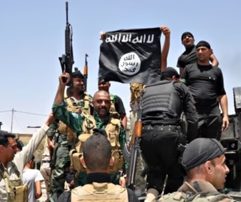 TerroristHunte6's tweet image. In August 2014, I was deployed to Iraq as part of Australia's Special Operations Task Force. We were located in Baghdad, with the role of training the Iraqi Counter-Terrorism Service (#CTS) and the Iraqi Special Operations Force (#ISOF). In 2015, when I was at  Al-Asad Airbase,