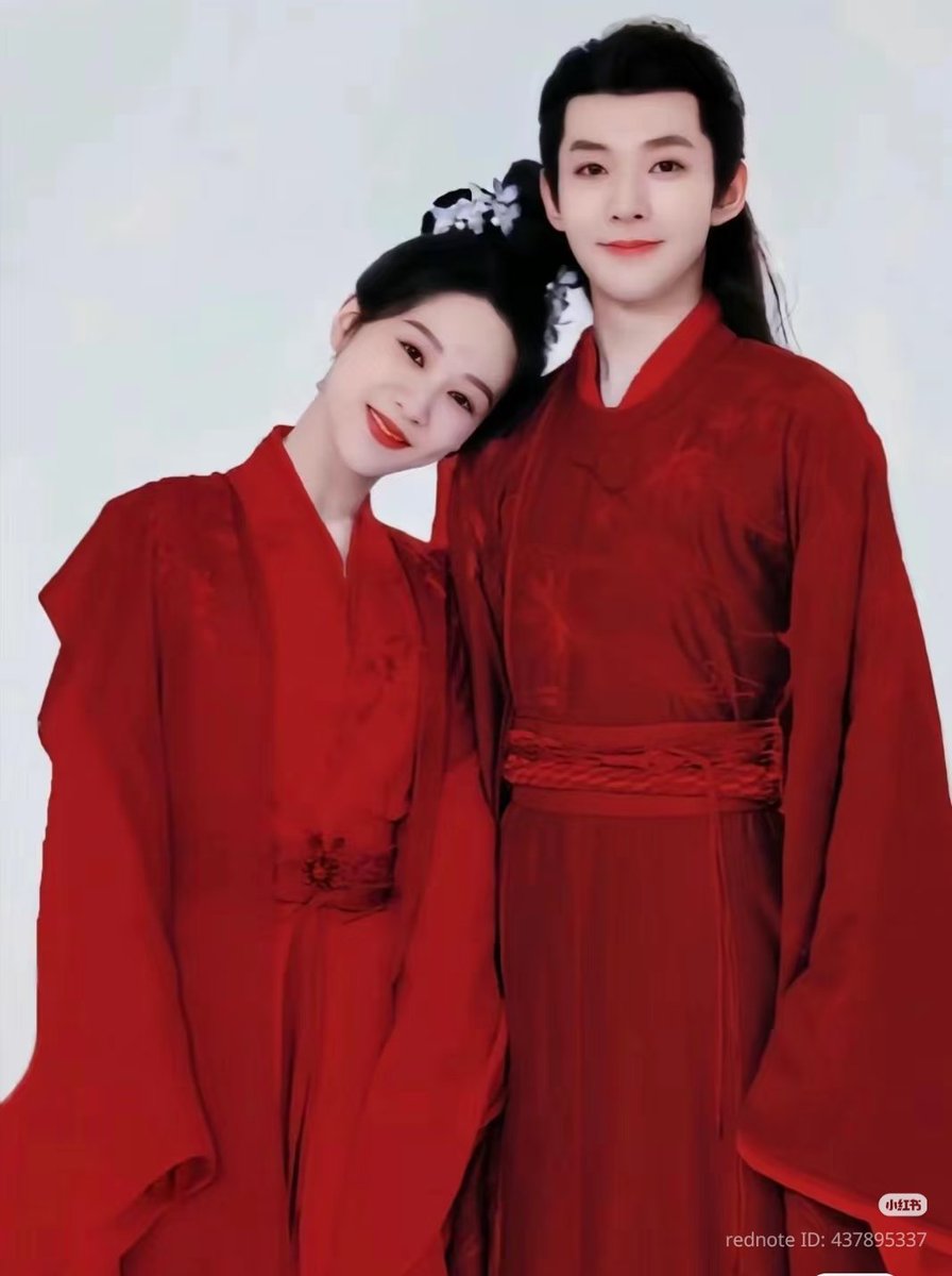 SpringSky2023's tweet photo. @WinnyAye2023 Yes! So far, no other CP has replaced #YaoJing for me. 🥰🦊🌸❤️💜💎🩷
#TushanJing #XiaoYao #LostYouForever #DengWei #YangZi https://t.co/qgknkgInrU