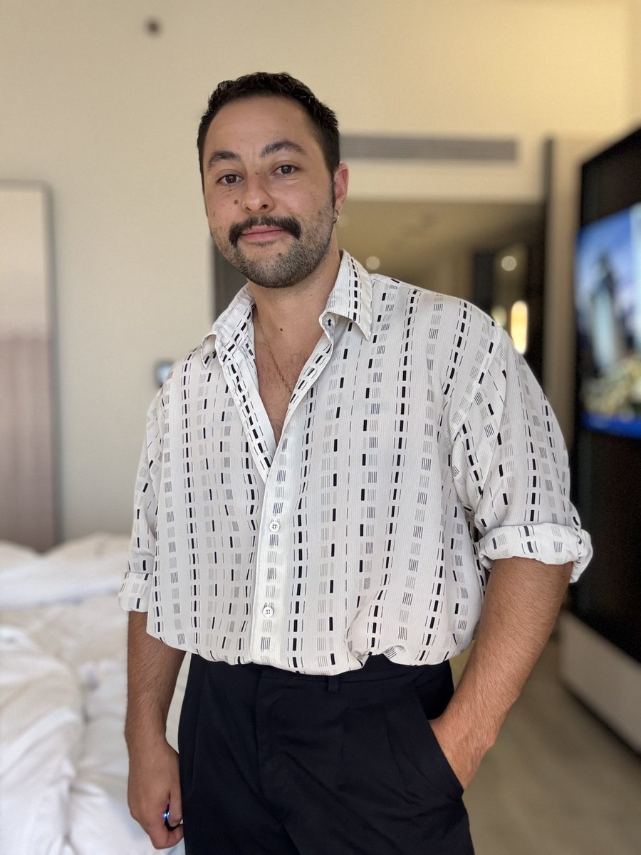 Dinner date tonight in Singapore 🥰