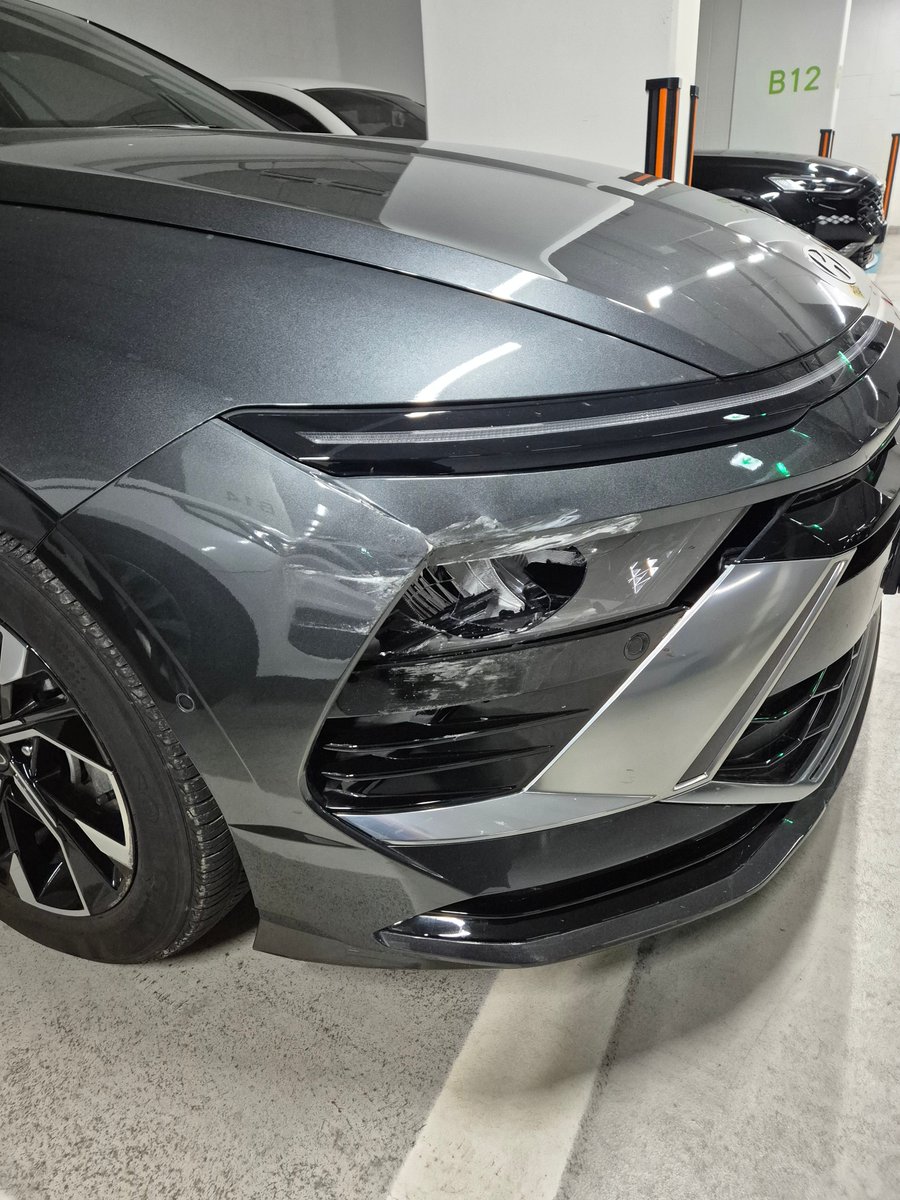 리드✨️ tweet media