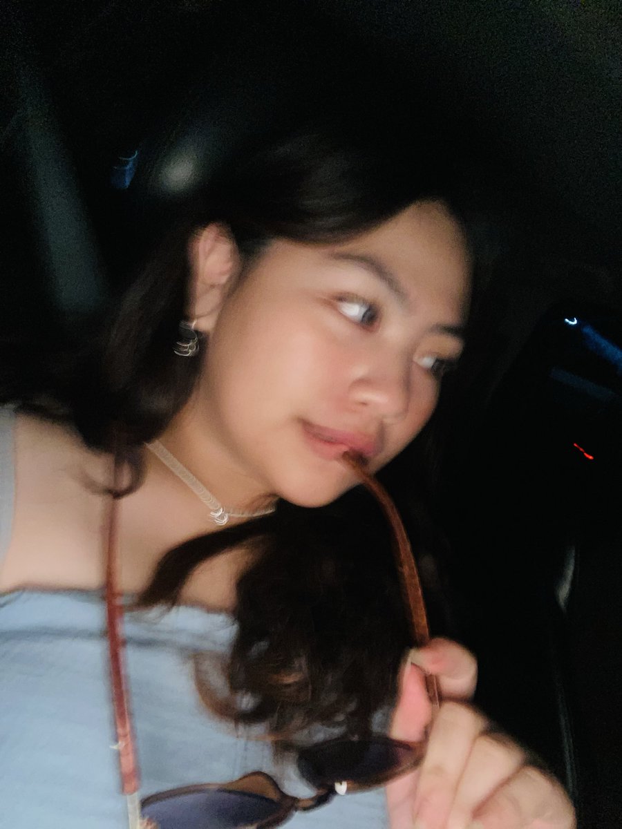 girliess tweet media