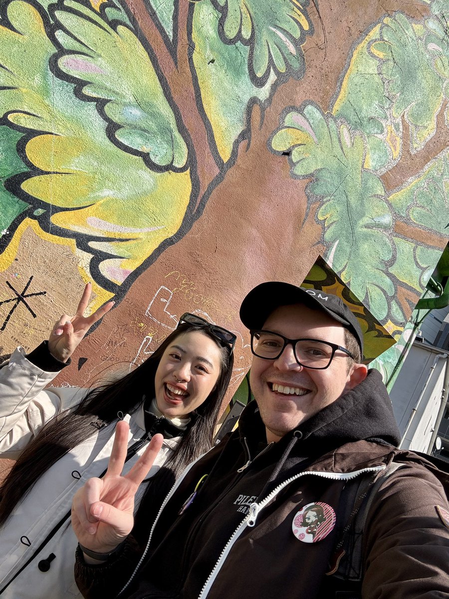 Frank Howley 🌹 tweet media