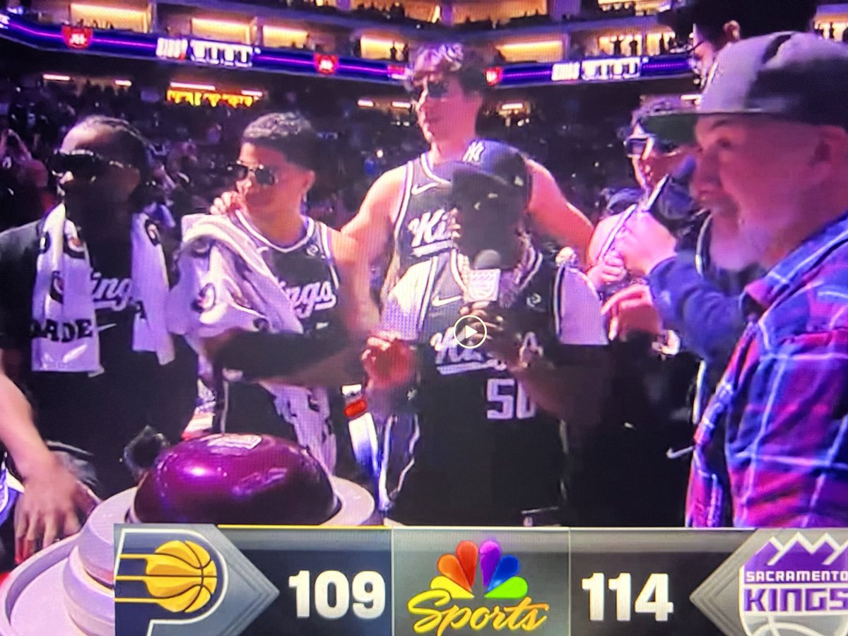 50 Cent just lit the beam. Easily the funniest night of the season.