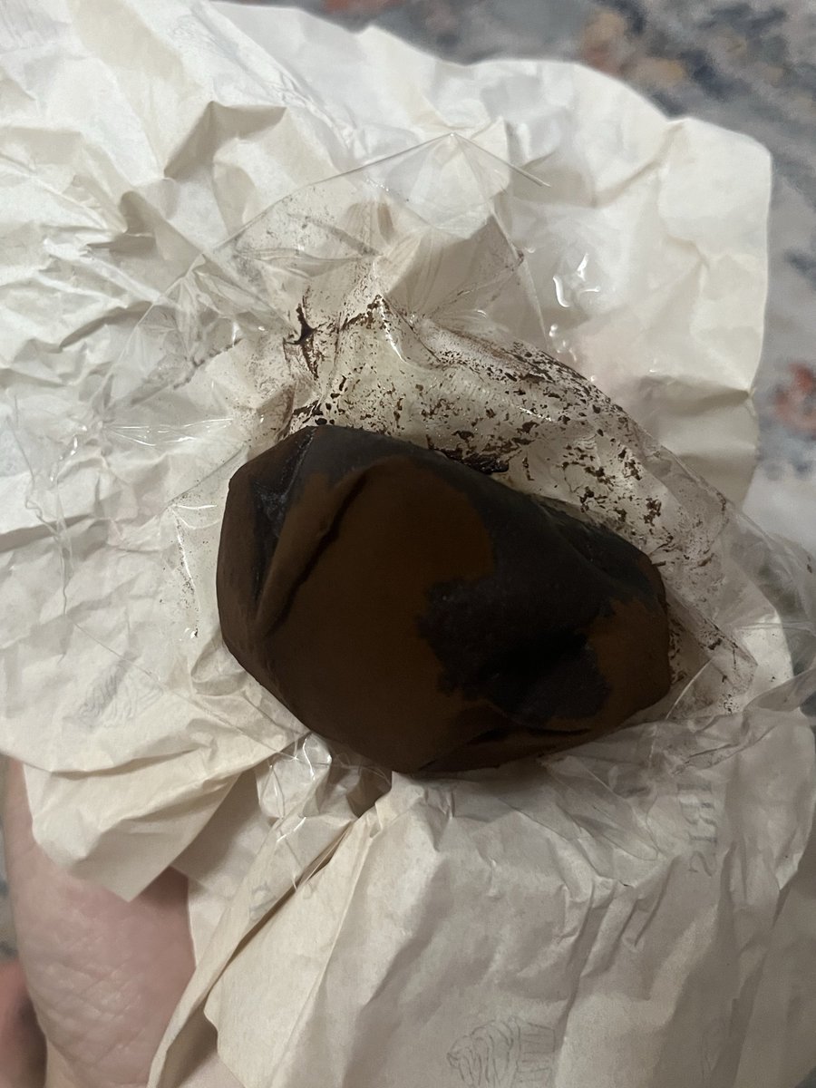 petitepicksyyy's tweet photo. Must try sih, ini yg mochi tapi yee. Kpn” beli yg chewy 🙌🏻😘 https://t.co/MFeodkNNYF
