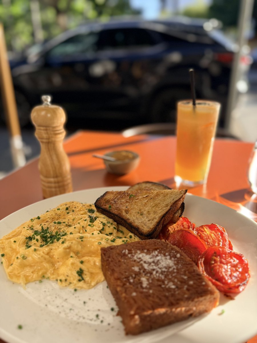 Andrew Dowson tweet media