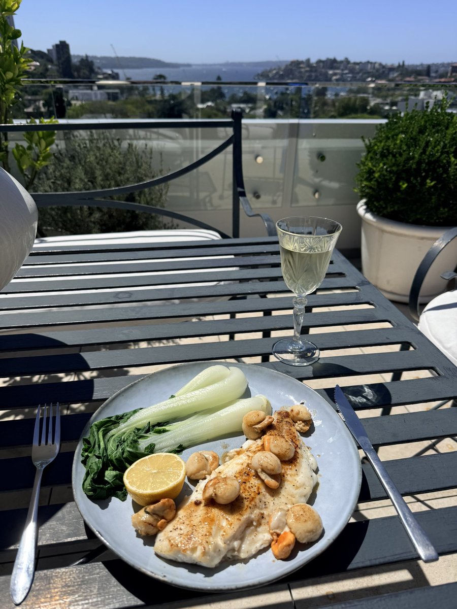 Andrew Dowson tweet media