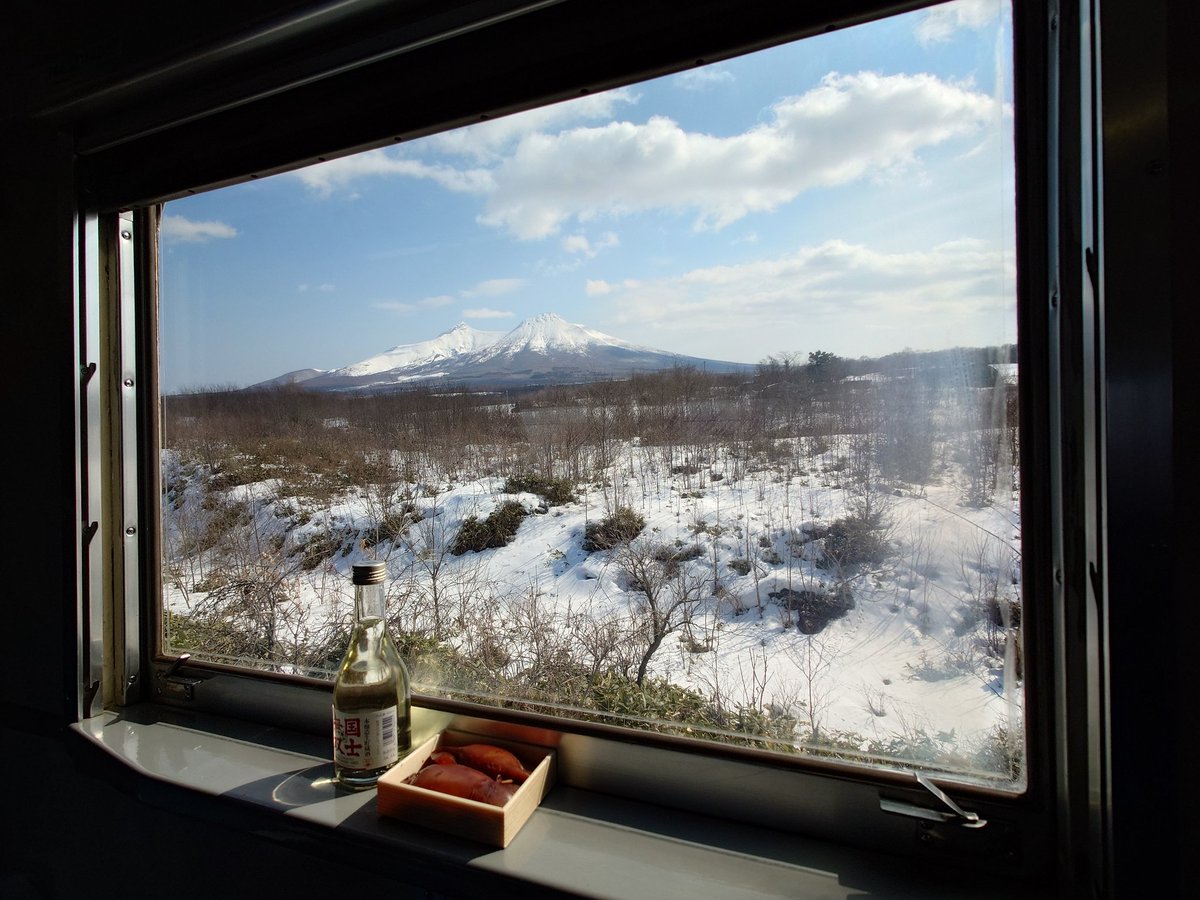 TOMMY EXPRESS TRAIN tweet media