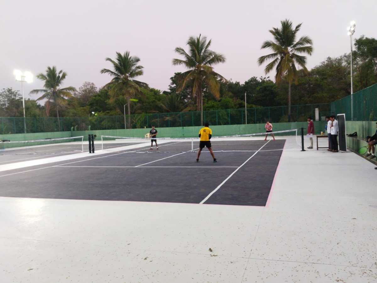 RIEMYSURU's tweet photo. Tennis fever at RIE Mysore! 🏸 Students serving up skills at the Regional Institute Students Meet .#RISM #RIEM #riebhubaneswar https://t.co/3S6Xb4nlce