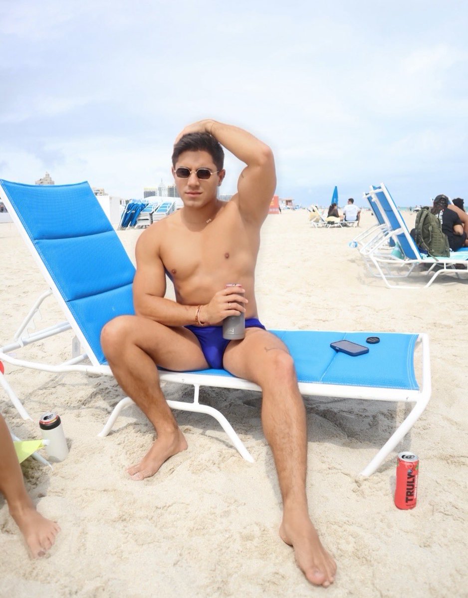 𝙻𝚘𝚠𝚒𝚜 tweet media