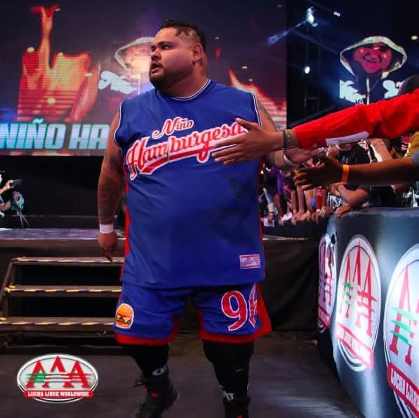 De2a3_caidas's tweet photo. ADIÓS DE TRIPLE A 😢

Como lo informó Fightful, Triple A decidió despedir al Niño Hamburguesa por agredir a una persona en una función independiente.

#luchalibre #triplea https://t.co/ZN4G8yxuDB