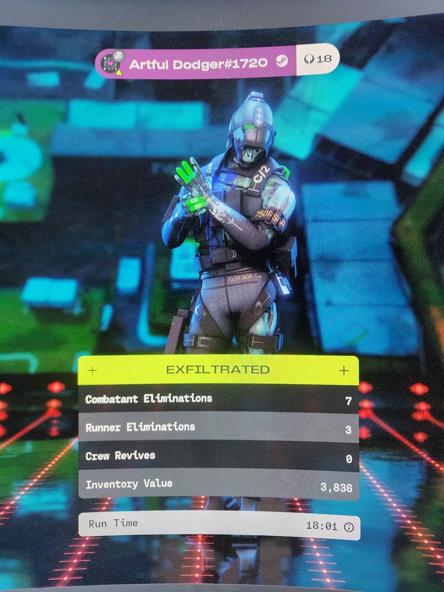 CardSyn's tweet photo. This game is so intense. #Marathon  Eliminating 3 players solo twice and 2 teams of 3 while we were duo. Double assassin wrecks. 
Heart pounding fun! https://t.co/FoO0msrAy2