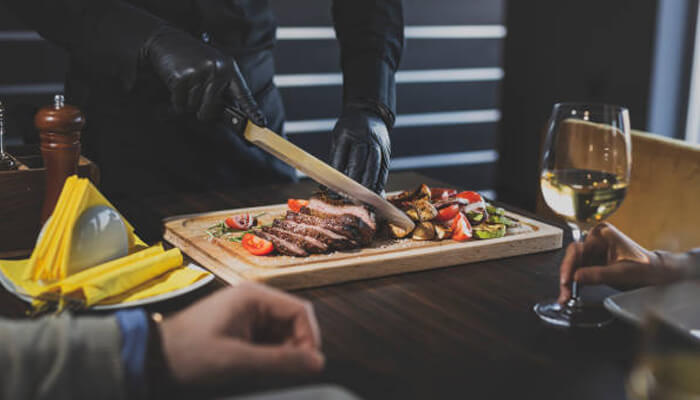 TycoonStoryCo's tweet image. ✨ Fine Dining Steakhouse experience awaits!

1. Premium steaks 
2. Expert wine pairings 
3. Impeccable service
4. Indulge in luxury dining! 

tycoonstory.com/what-to-expect…

#finedining #steaklovers #luxurydining @CraftBeering