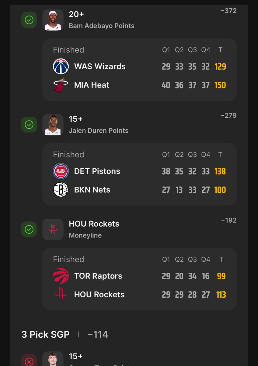 RoachSyrup tweet media