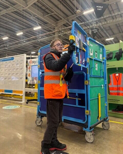 Forward2Employment tweet media