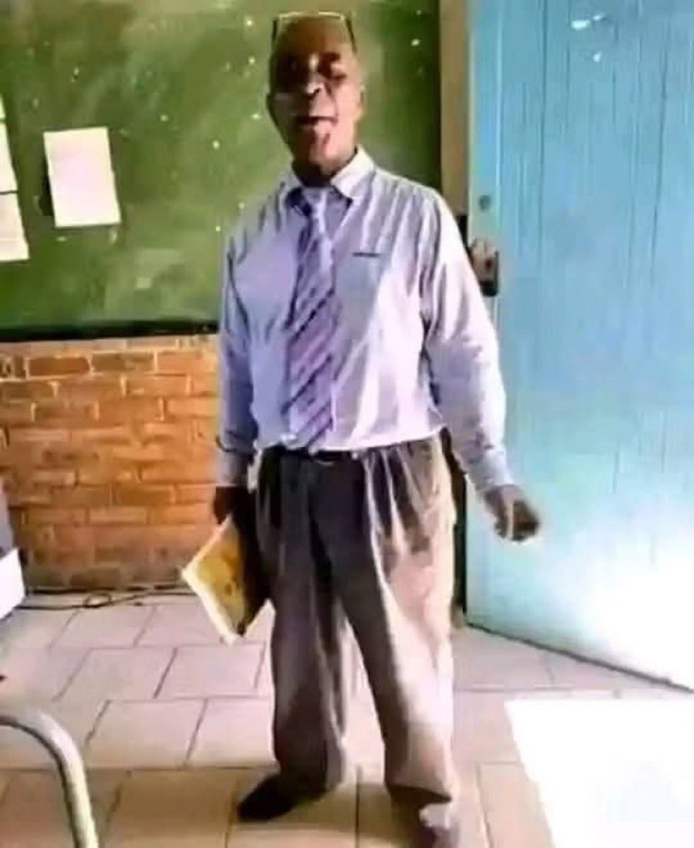 Grade 5 in

Europe: Design an AI application. 
Zim: Gudo risingazvare rinonzii?