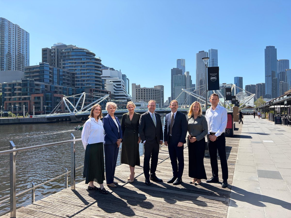 IrlEmbassyAustralia tweet media