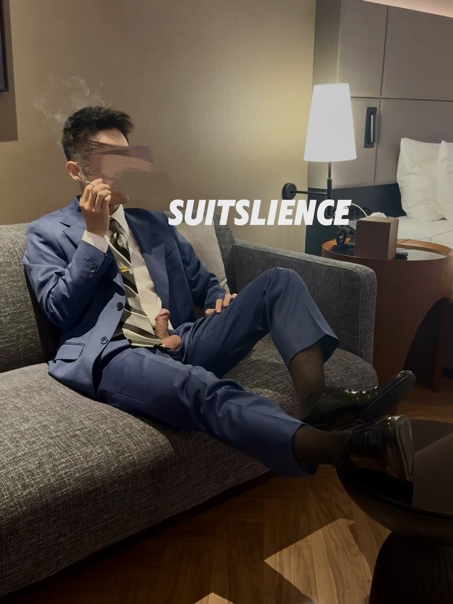 Suitslience tweet media
